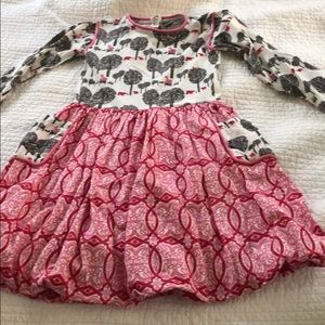 Kate Quinn girls size 7 long sleeved dress.